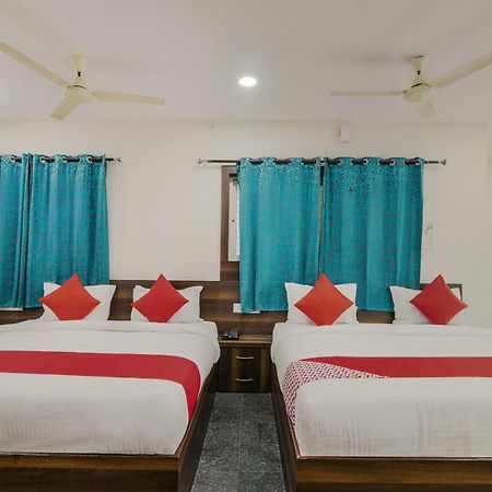 Neema Residency Hotel Anantapur Ngoại thất bức ảnh