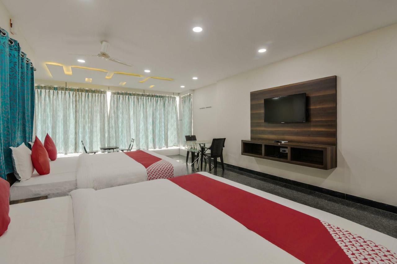 Neema Residency Hotel Anantapur Ngoại thất bức ảnh